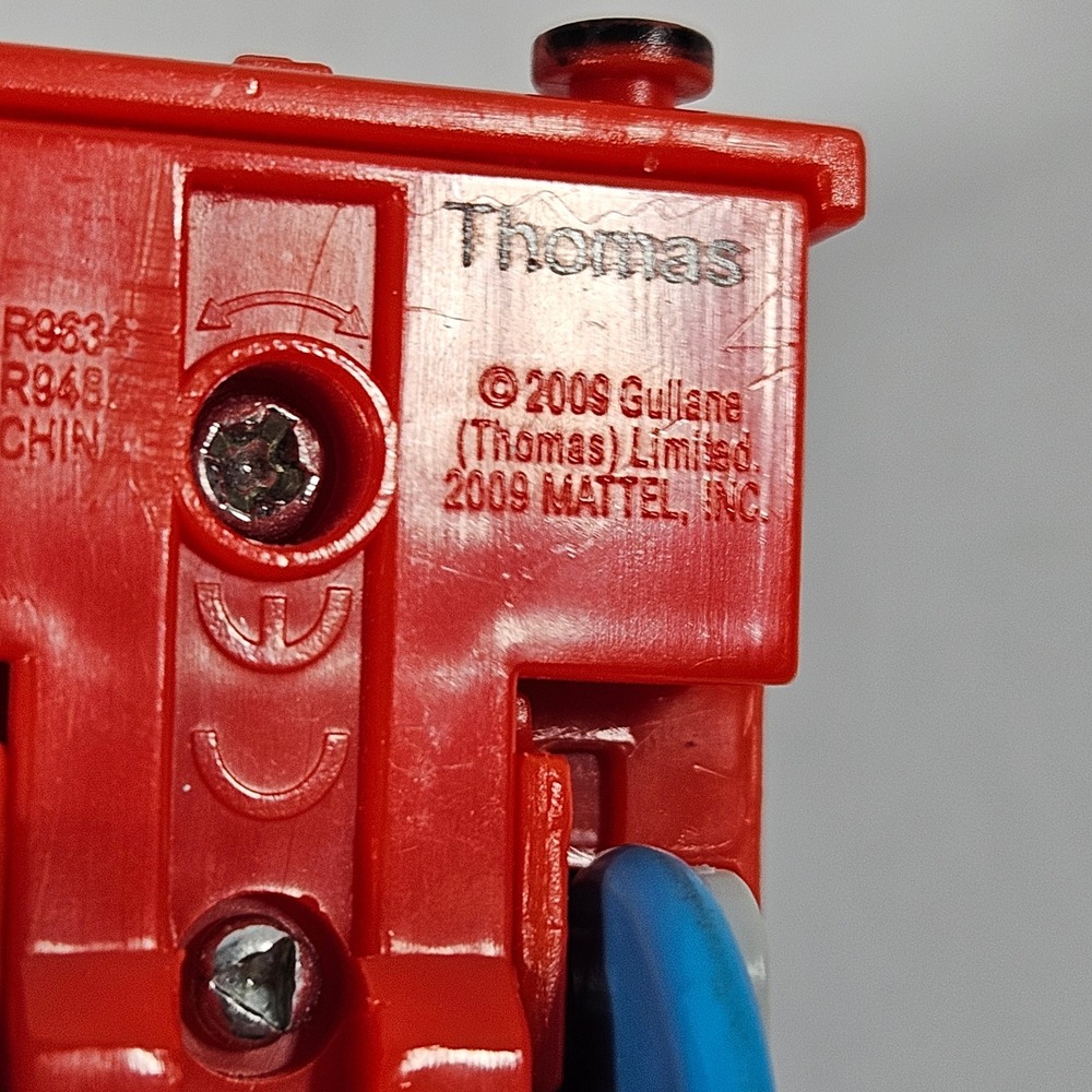 Thomas & Friends TrackMaster Thomas the‎ Tank Engine Motorized Train 2009 Mattel - Picture 7 of 8